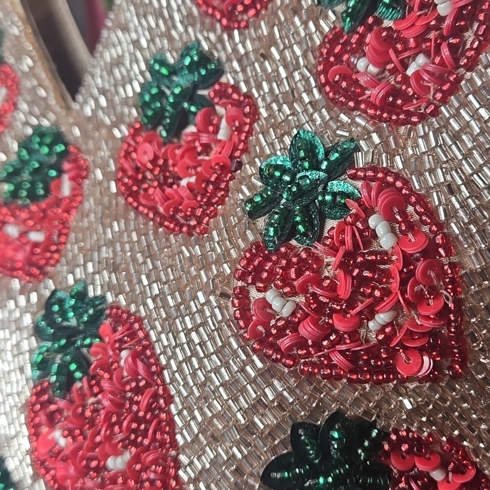 NWT Indian Beated Straberry Bag - Picture 4 of 7
